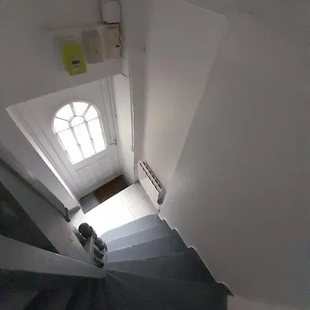 Appartement Confortable Proche Centre Ville Et Mer アパート *